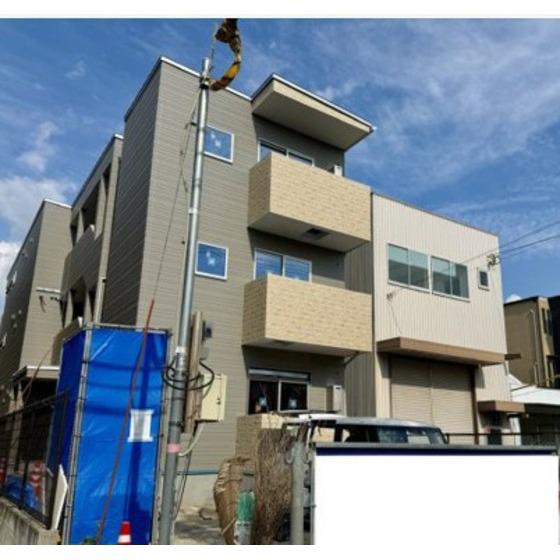 THE NOBLES 筥松