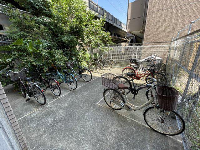プレステル桑津