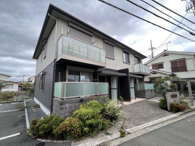 SAKURA SUITES