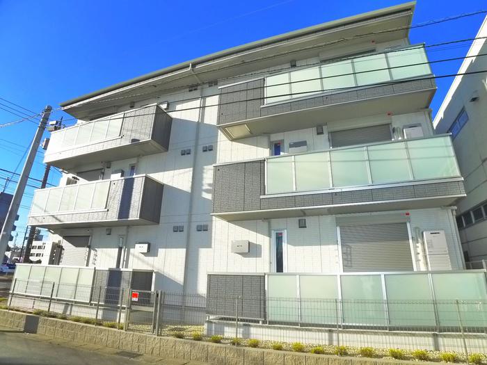 CAPITAL COURT