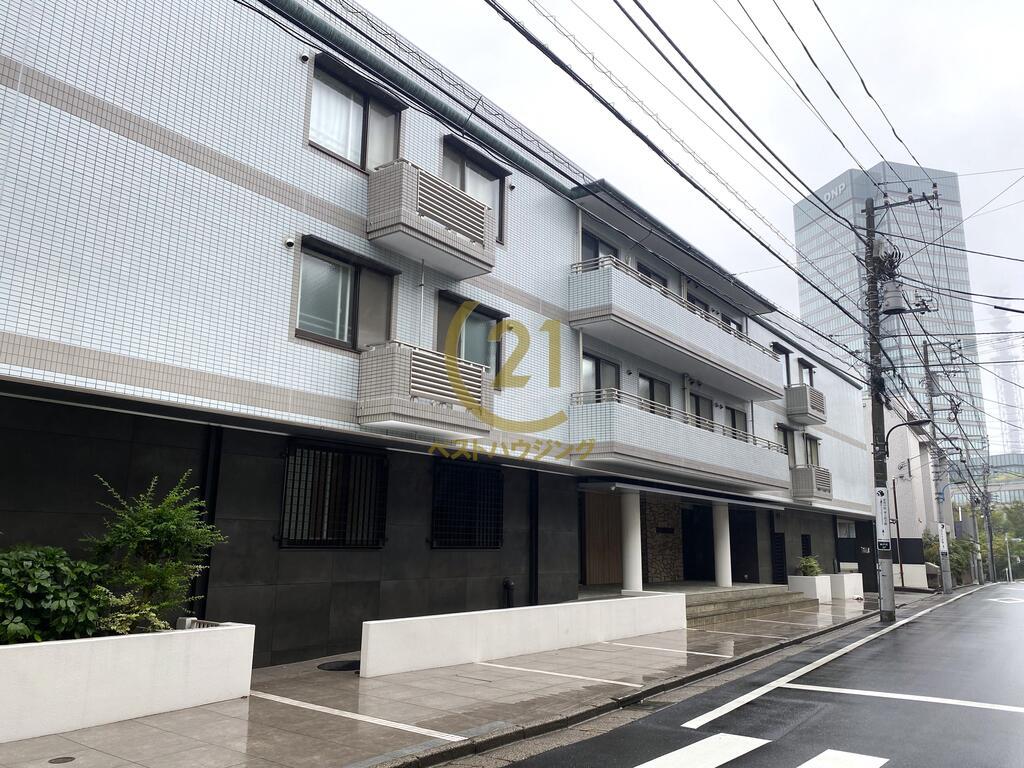 カルパティア市ヶ谷