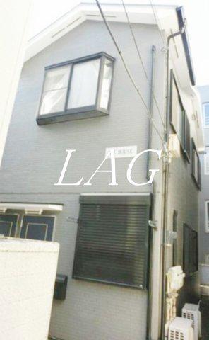 YS HOUSE