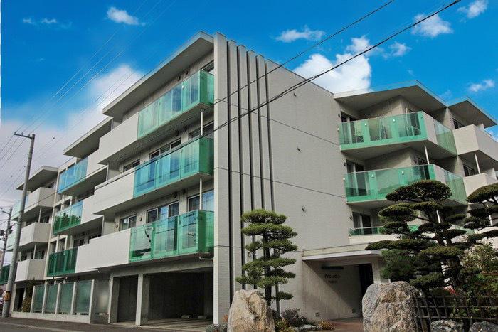 PINO GROVE FUSHIMI