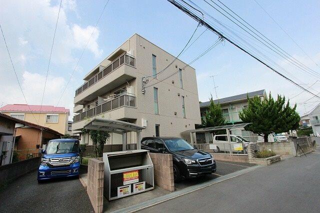代官ヒルズ