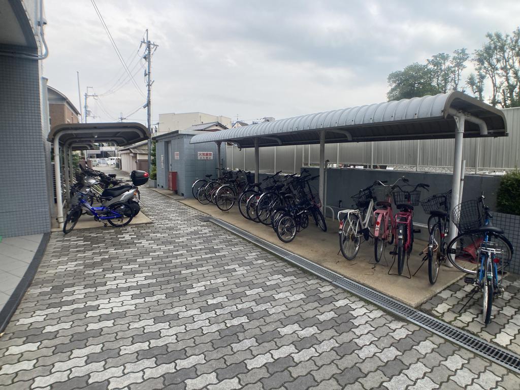 イスターナ今井