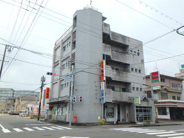 メゾンラピス