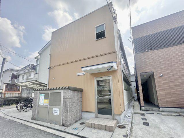 石田ハイツ2号館