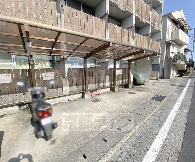 グランデ西京極
