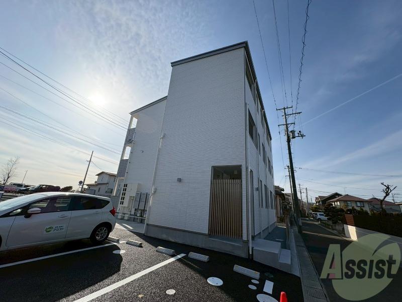 ＪＲ東北本線 岩切駅 徒歩4分 3階建 築1年