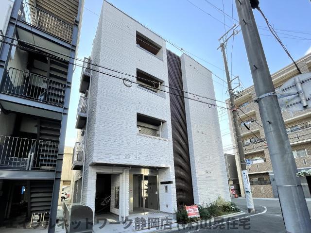 CASAREGIO川辺