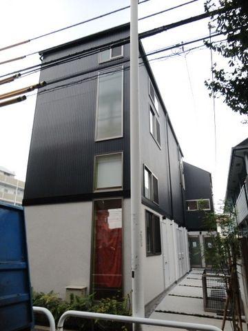 グランエッグス千歳烏山T