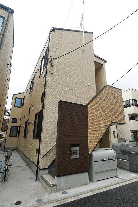 LATTE池袋本町