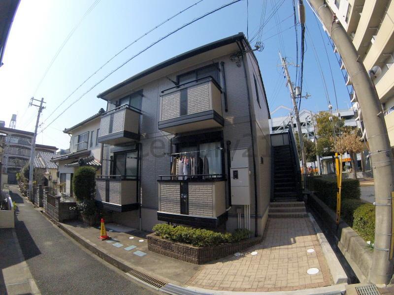 クレールウエスト