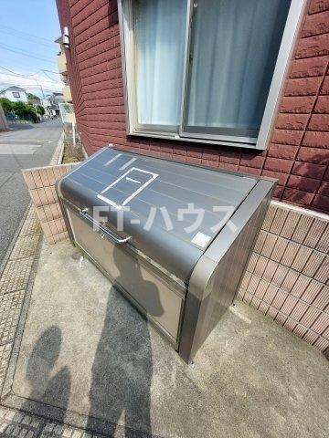 アンプルールフェール本郷