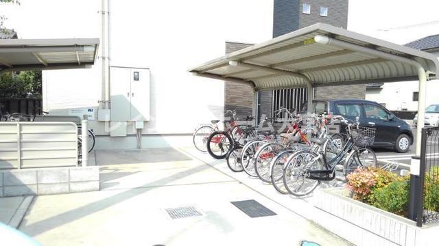 ＪＲ宇都宮線 久喜駅 徒歩7分 3階建 築11年