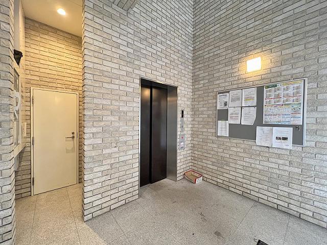 HOUZZ