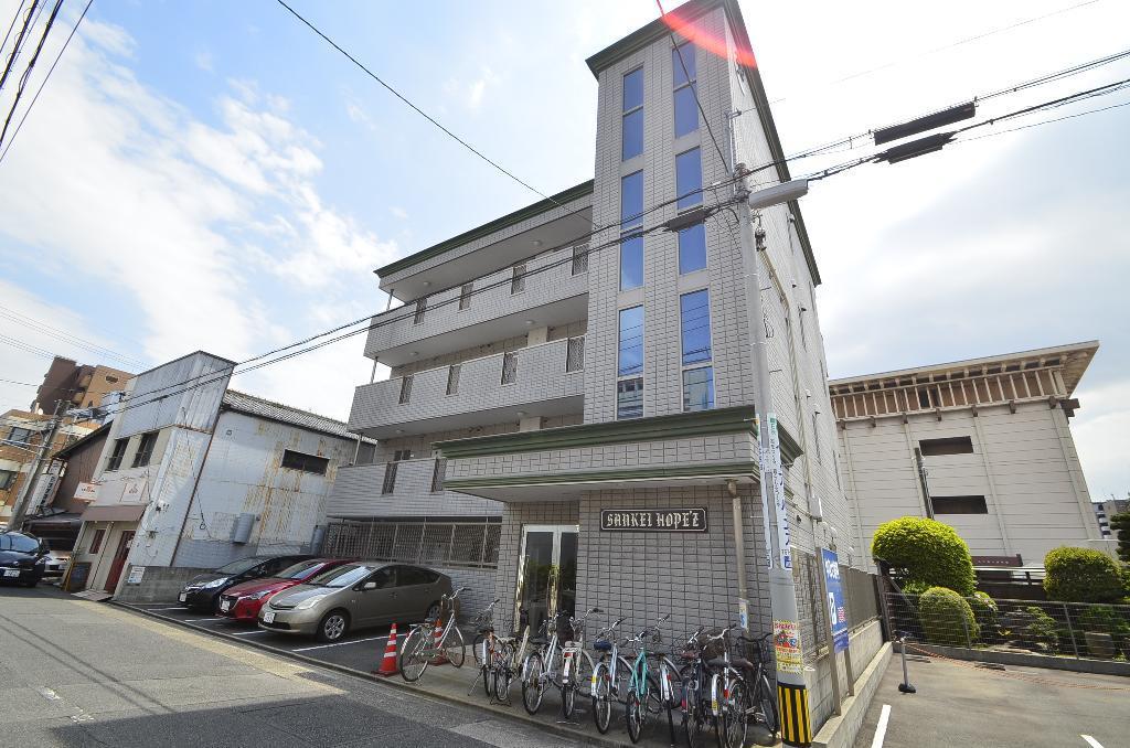 クレア桜山