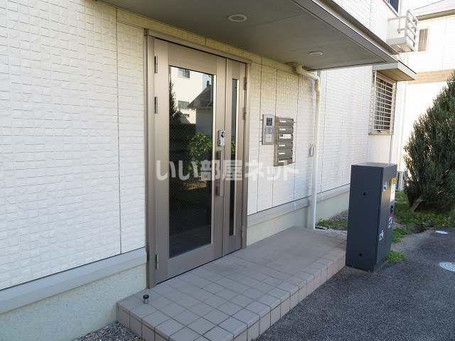 ＪＲ東海道本線 安城駅 徒歩20分 3階建 築18年