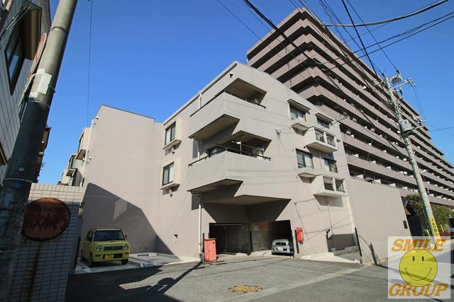 リズ市川平田