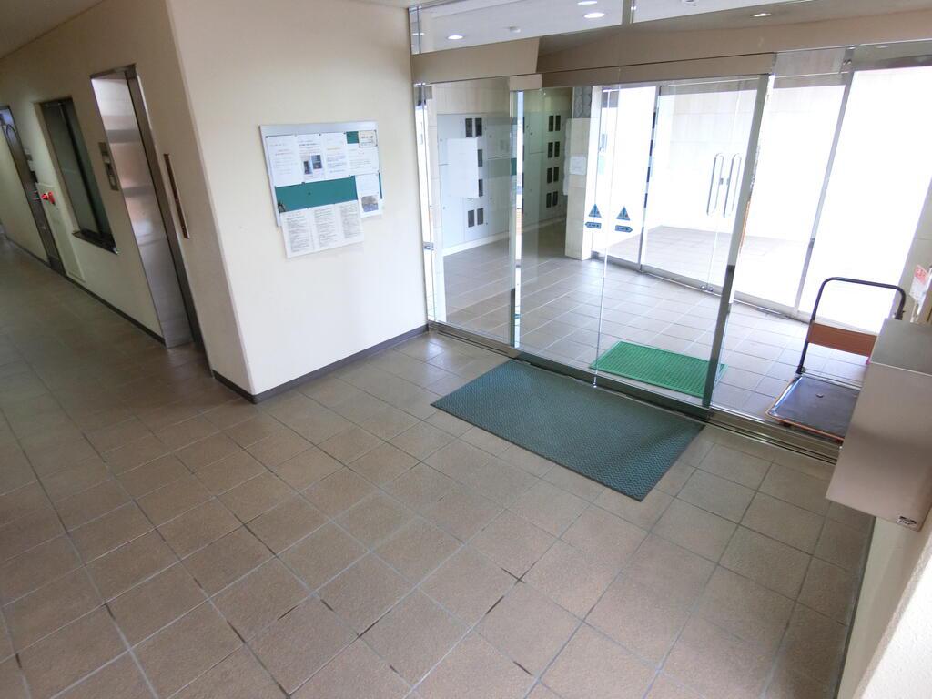 タウンコート駅南 205号