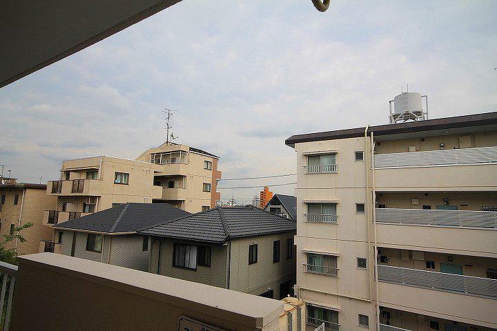 ハイツ北出 A棟