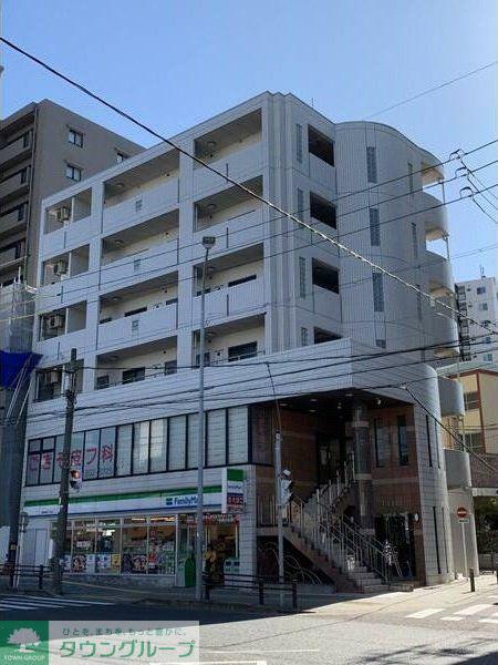 ST PLAZA イースト