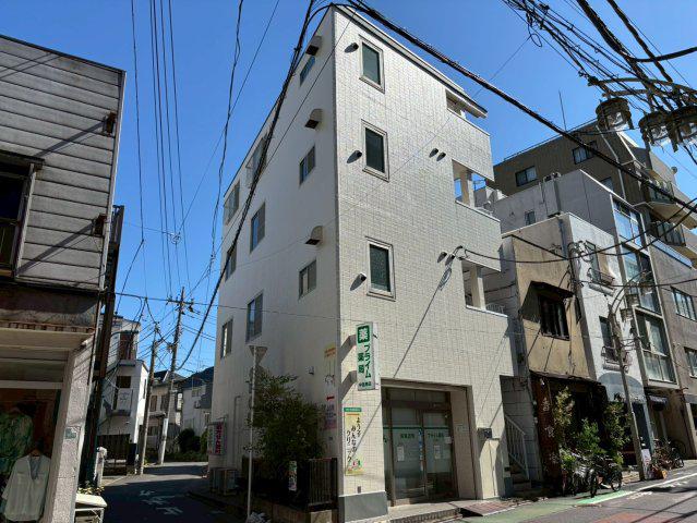 ヤマダビル