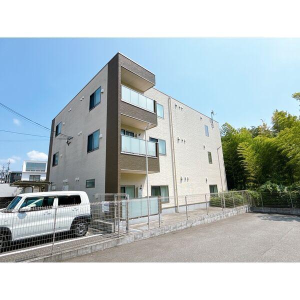 クレールメゾン向丘 住居
