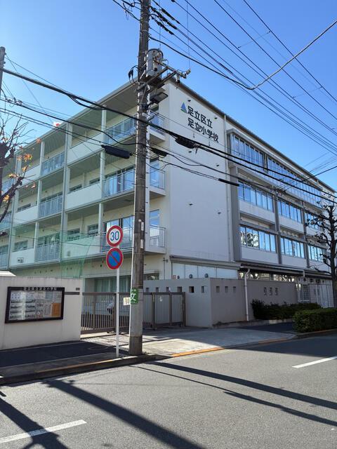 コーポレート五反野