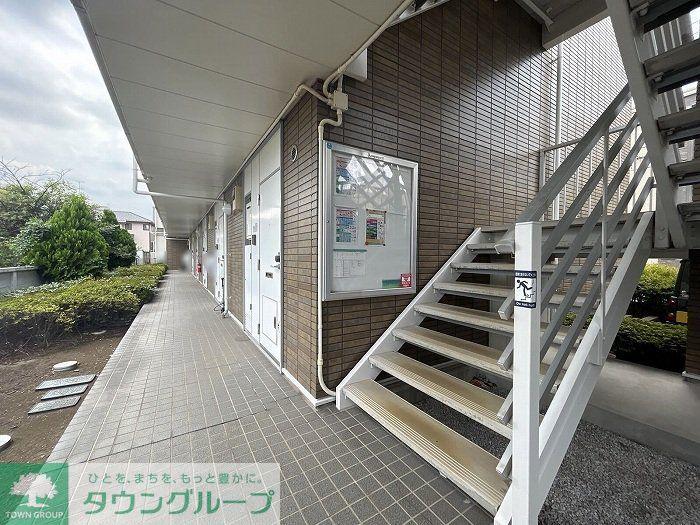 レオパレスクレスト