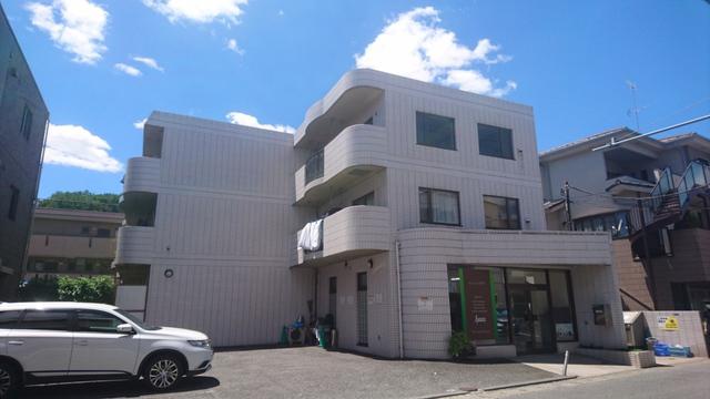 ファミーユJUN