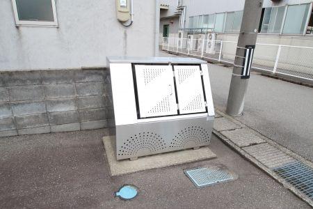 レゾン御園
