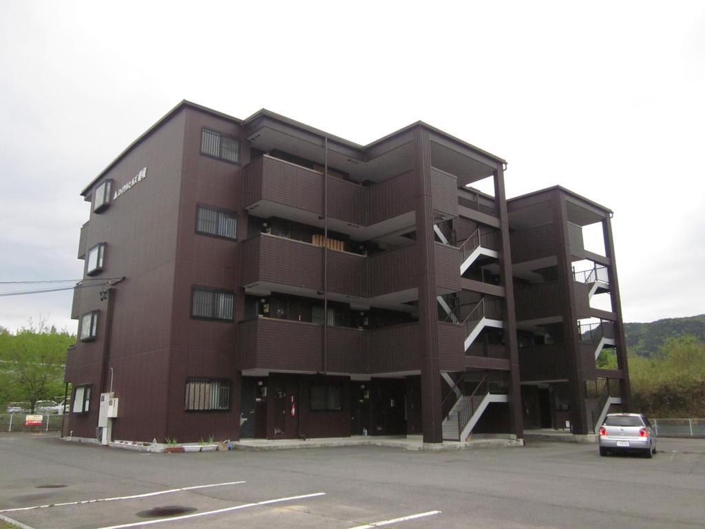 ロイヤルヒルズ嵯峨
