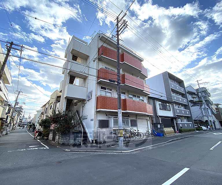 ラポール平田