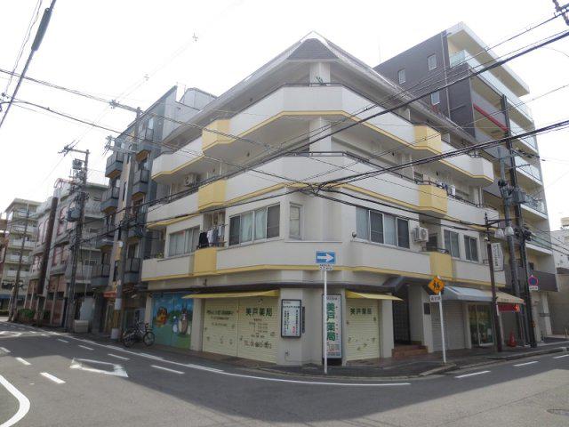 コーポモントレー
