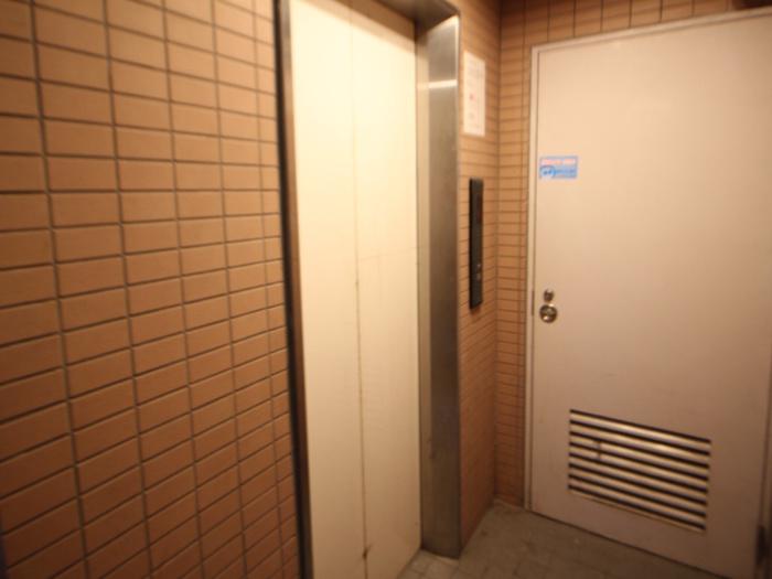 ロイヤルコート1番館