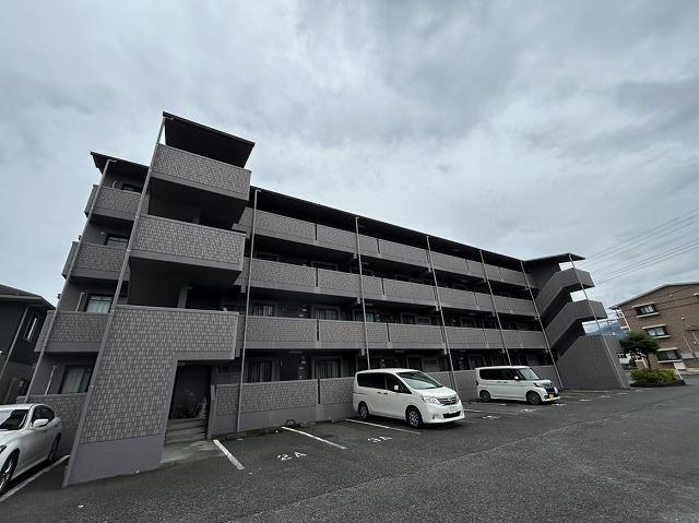 ラークビレッジ