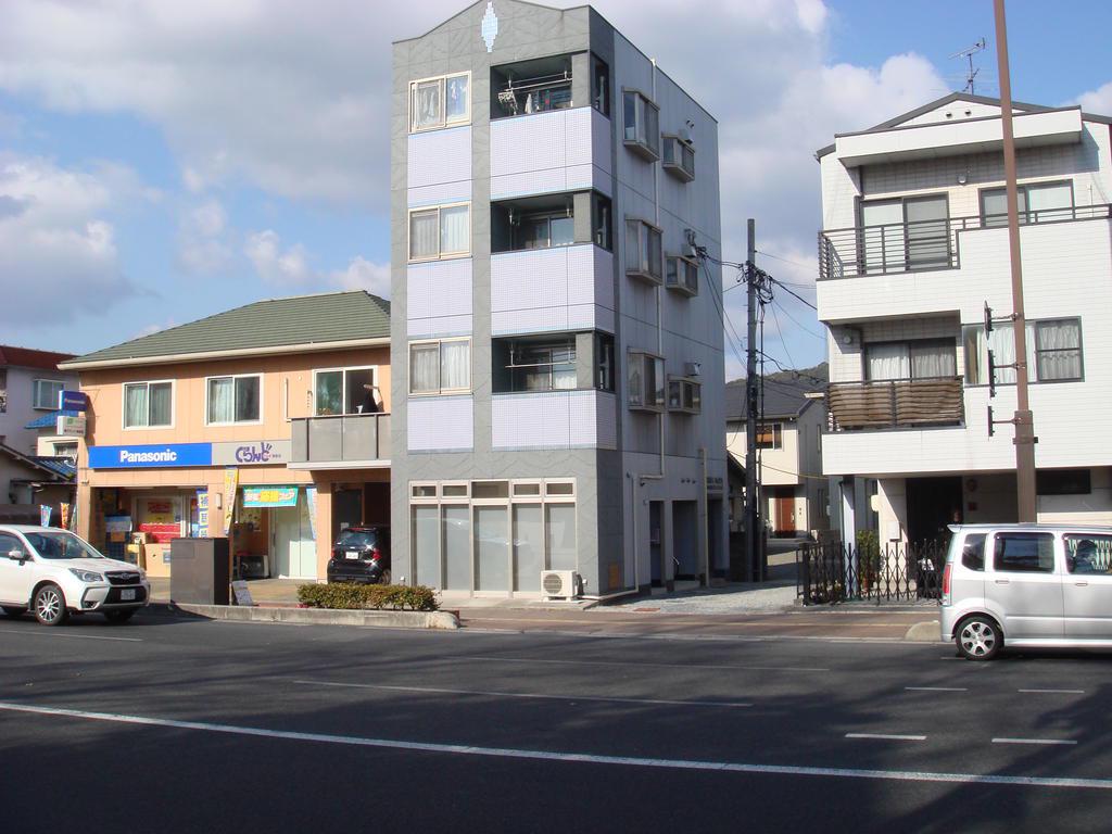 三平ハイツ