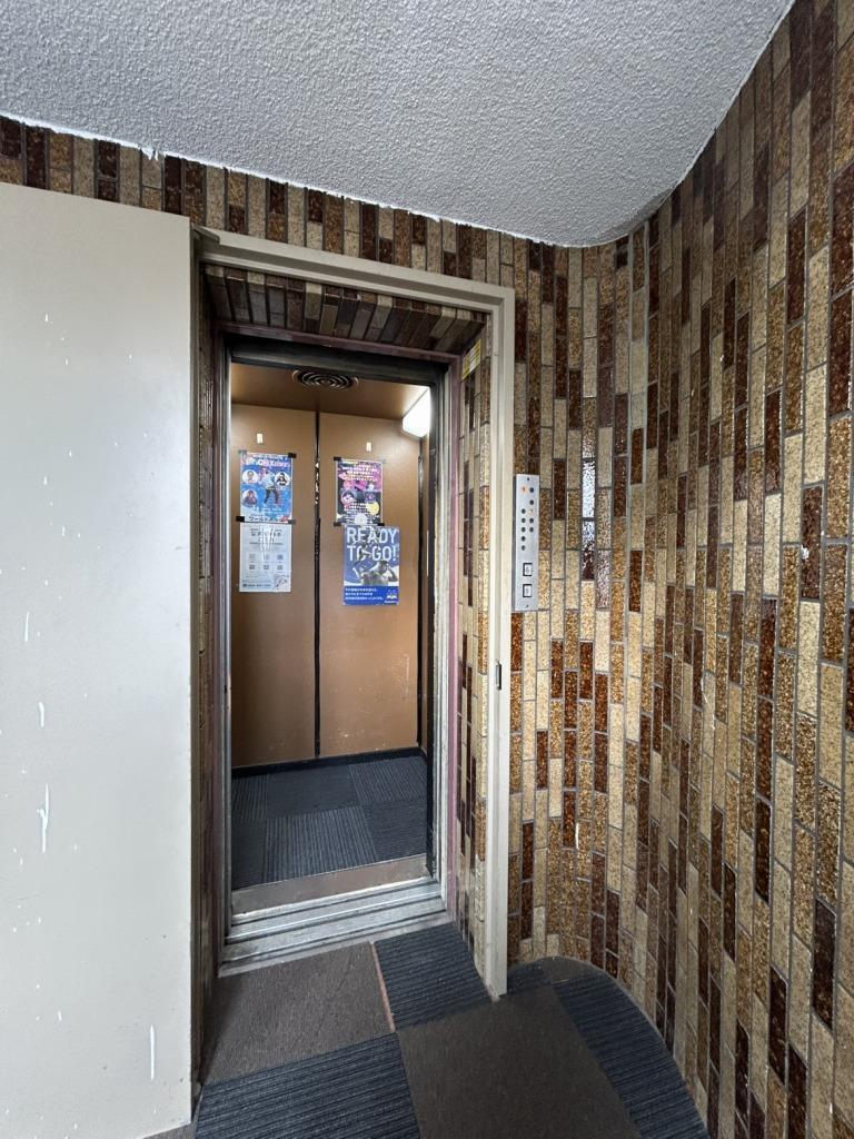 アスクゲートウッドビル