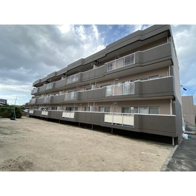久埜マンション2号棟