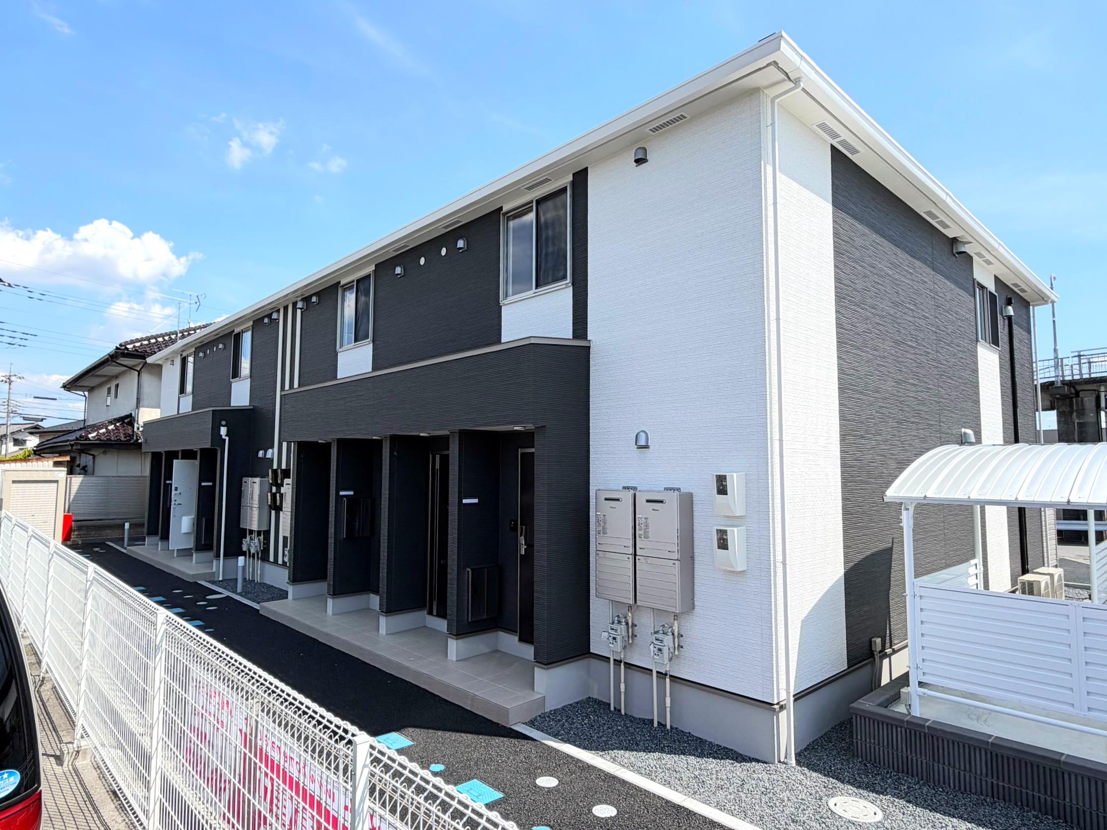 ROUTE 4 TERRACE