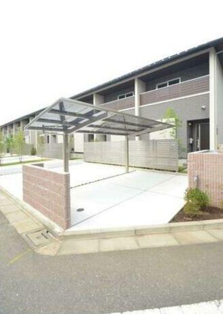 J WING イースト