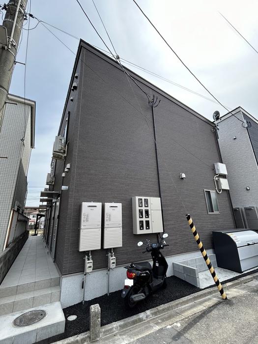 コンフォール萩野町I