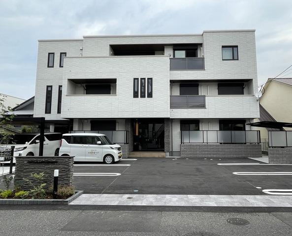 メゾン・ド・ヴァリー上野町(2LDK/1階)