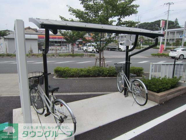 レオネクストピスティス