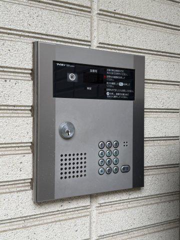 メゾンルミノーザ