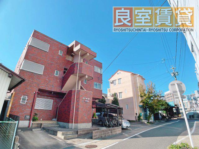 ビラ新瑞