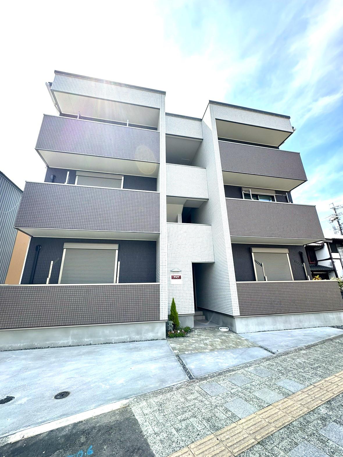 ＪＲ東海道本線 島田駅(静岡) 徒歩5分  築3年(1LDK/1階)