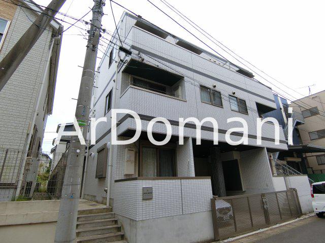 CREW HOUSE HIGASHIMATSUDO