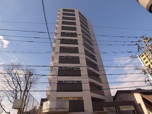 ナビールコート白金